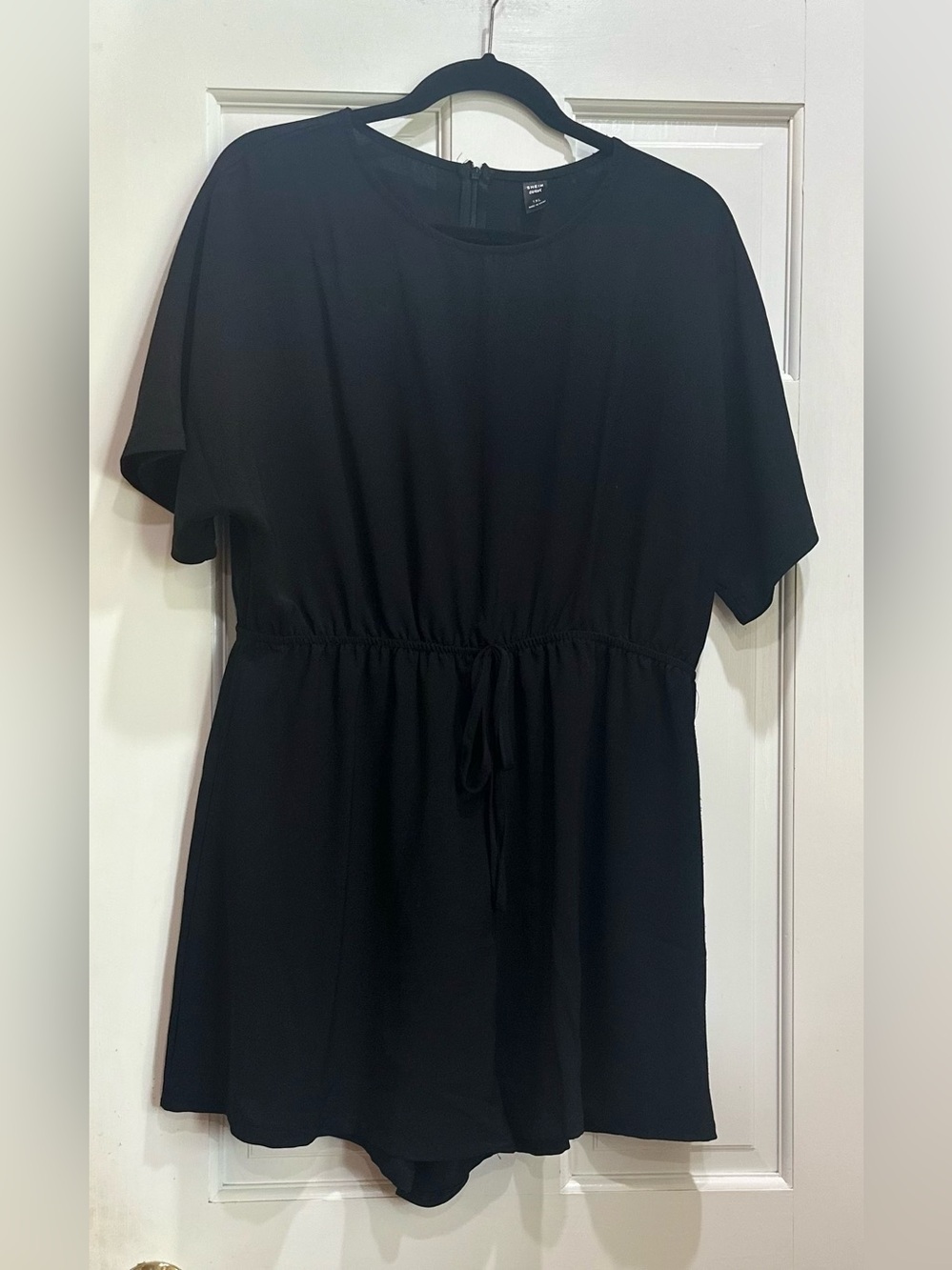 Women’s SHEIN Curve 1XL Solid Black Short Sleeve  Romper Shorts